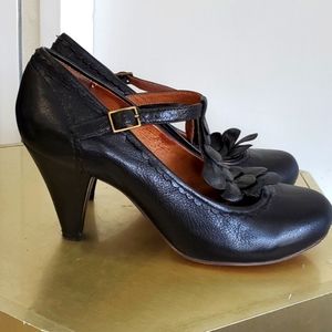 Indigo by Clark's heeled shoe